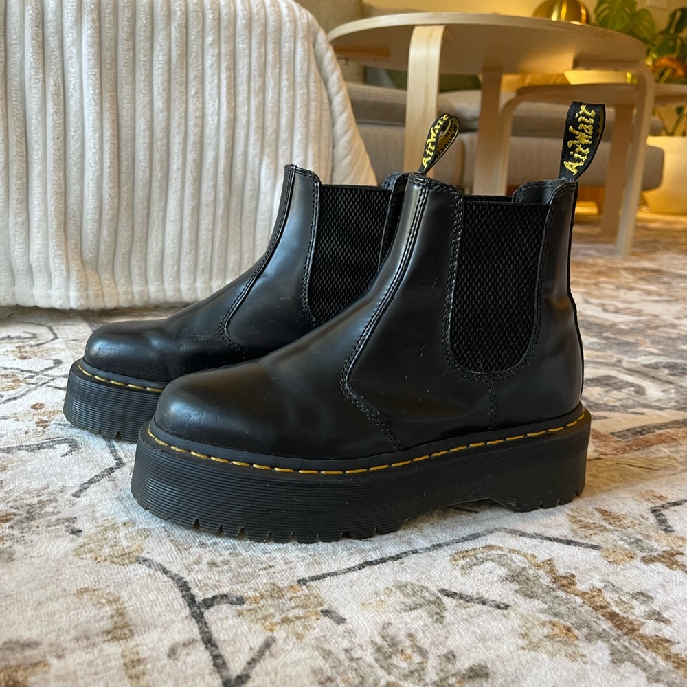 Dr Marten Platform Chelsea Boots